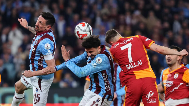 galatasaray-8z56_cover