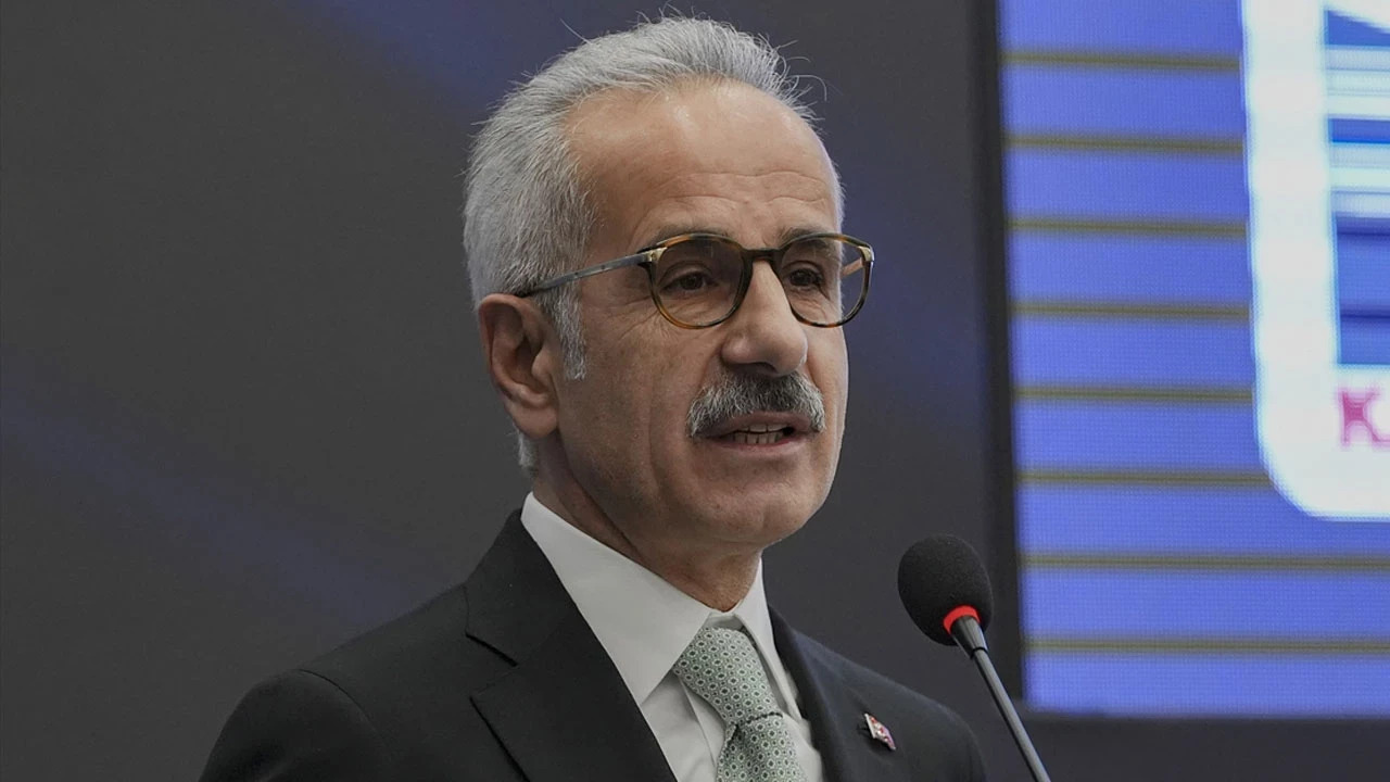 ulastirma-ve-altyapi-bakani-abdulka-ryzz_cover