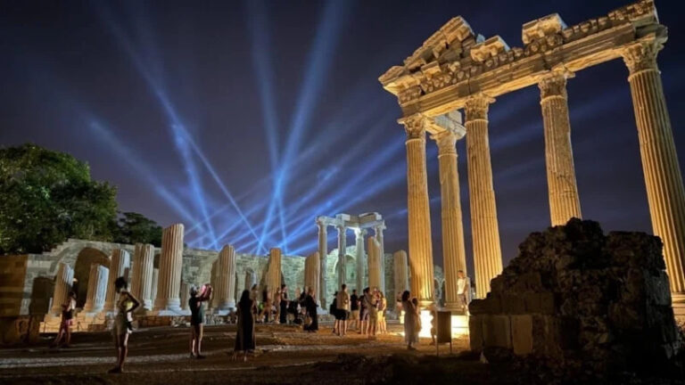 Müze gece uygulaması