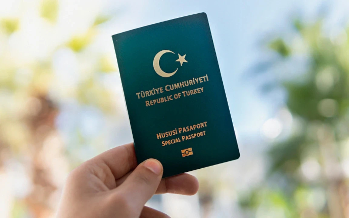 yeşil pasaport