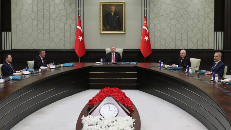 erdoğan yaş kararı