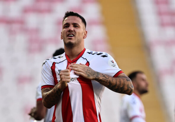 rey-manaj-sivasspor-2024-2025-1726471029-148065